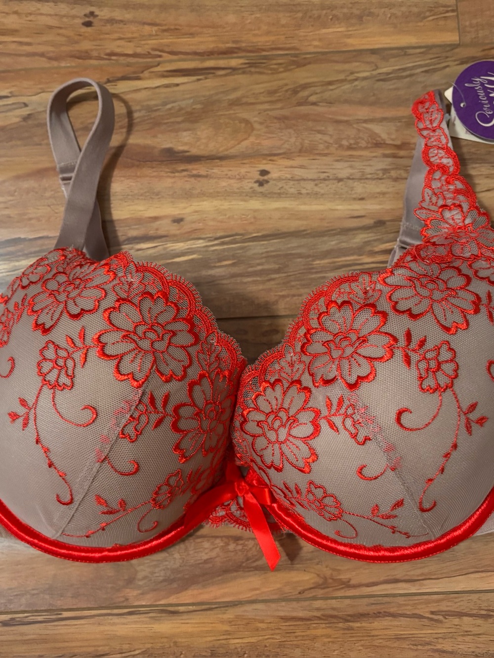 New plunge Bra 36DD cacique
